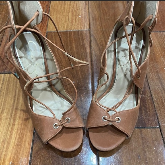 Jessica Simpson shoes - Picture 2 of 2